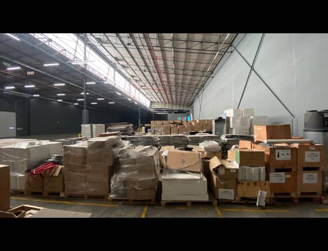 2,596M² WAREHOUSE TO LET IN LOUWLARDIA